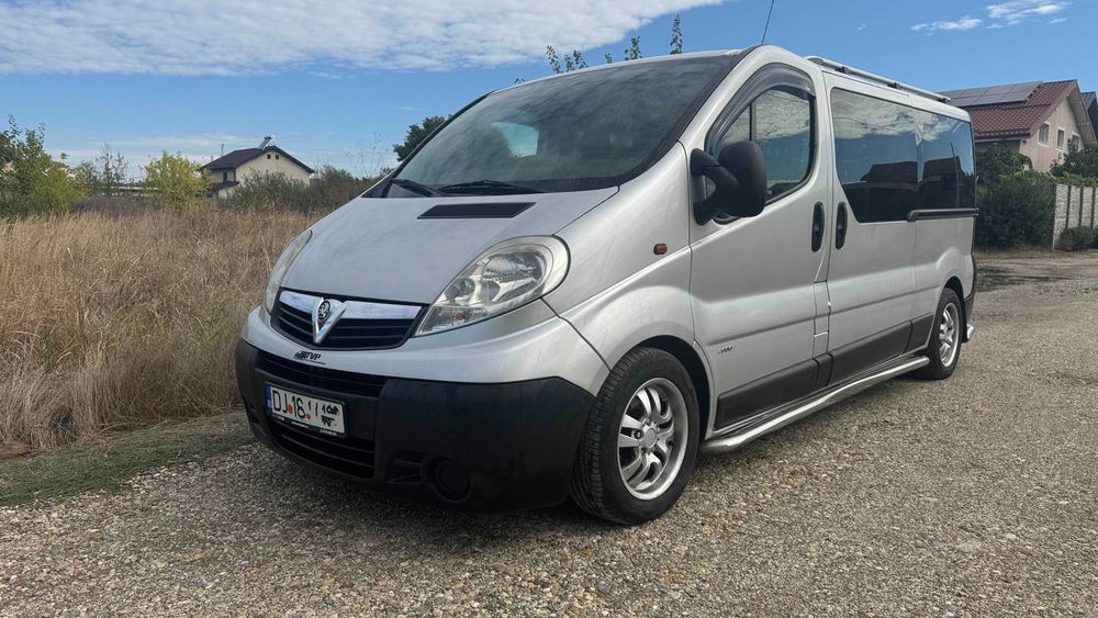 Opel Vivaro 2014 2.0 CDTi 9 Locuri Inmatriculat FARA SCHIMBURI