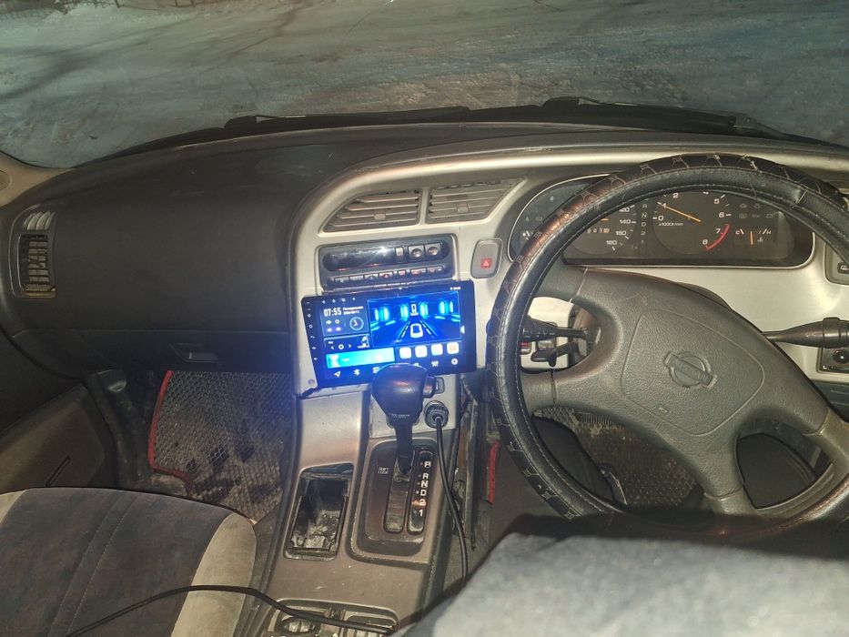 Продам Nissan largo