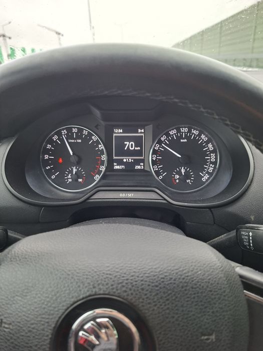 Vând Skoda Octavia  3