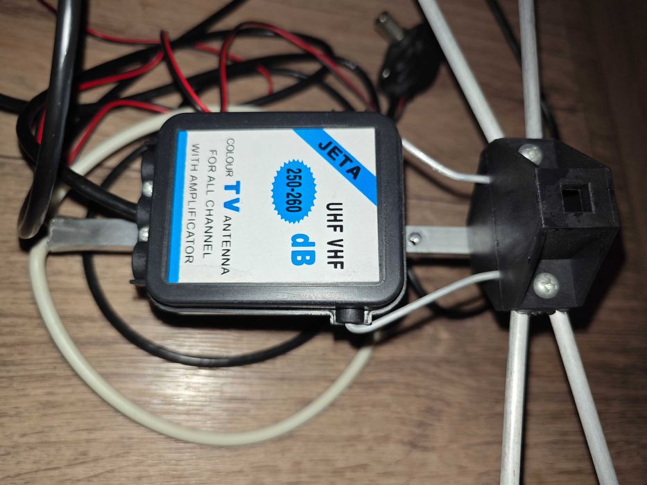 Антенна комнатная новая станция метро Москва