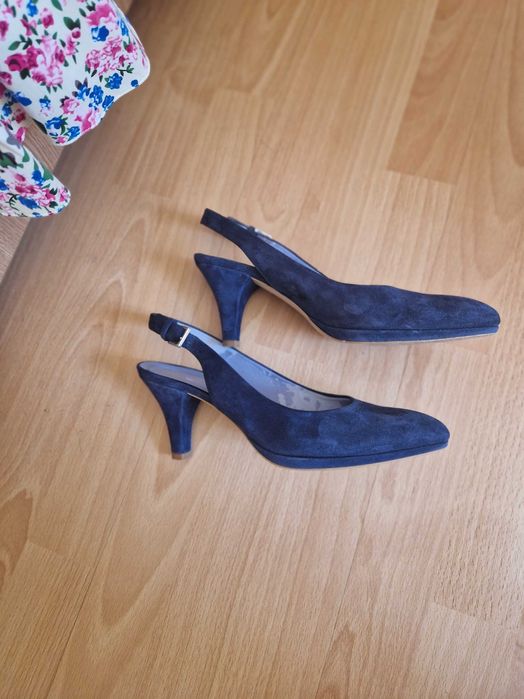 sarafan toamna drept , cu funda neagra