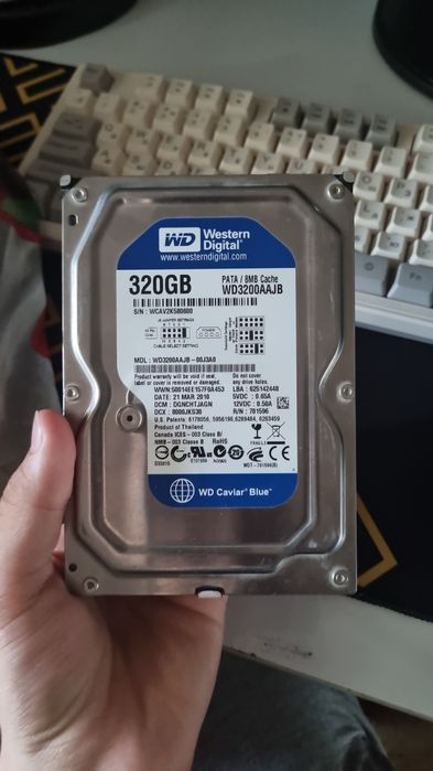 Жёсткий Диск на 320GB IDE разъём переходник в подарок