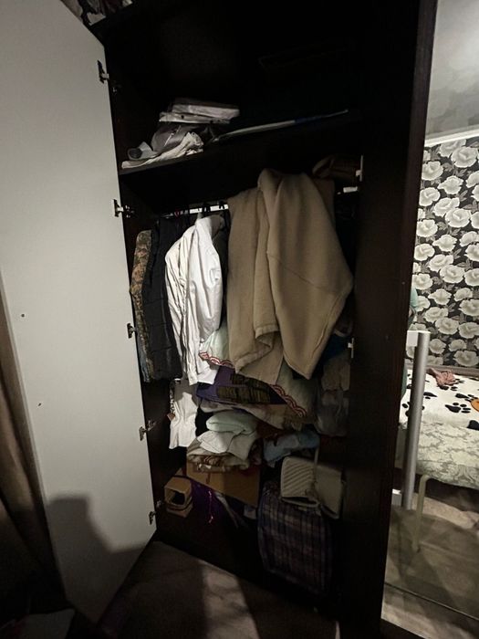 Продам шкаф и комод б/у