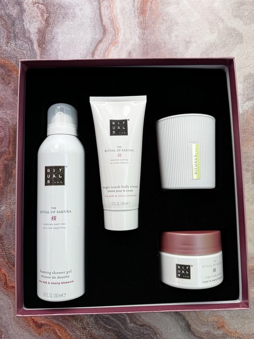 Луксозен комплект Rituals of sakura