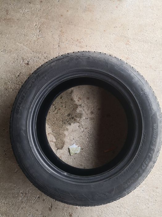 Anvelope iarna 215-55-16