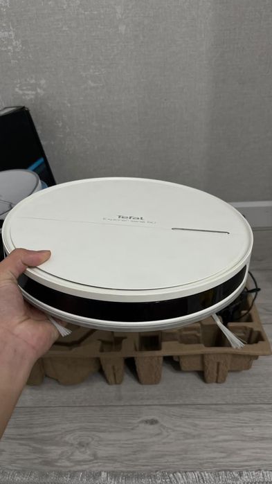 Робот пылесос tefal
