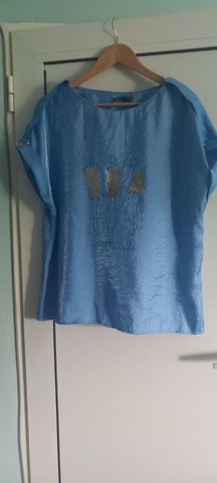 Сатенен  сет марка Favori, размер 40.