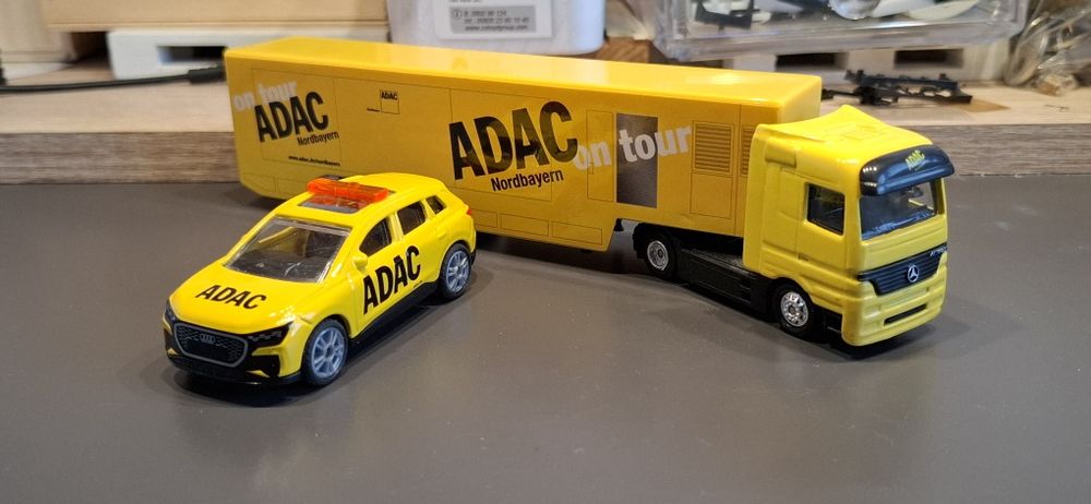 Vand lot masinute ADAC