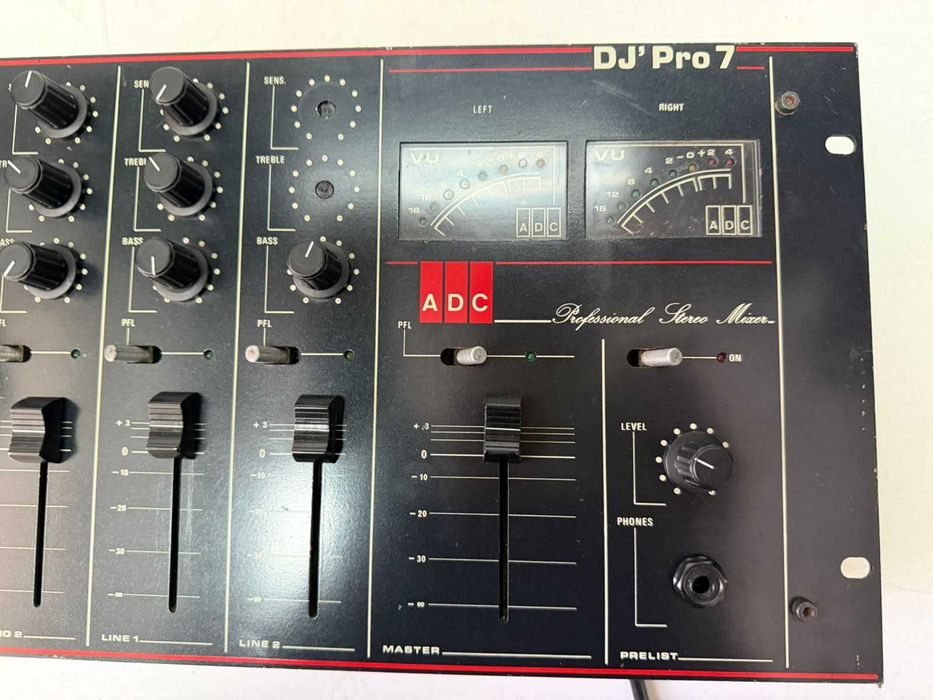 Mixer DJ ADC Pro 7 Rack Interfata Phono