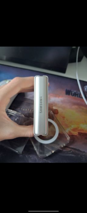 продам/обменяю samsung z flip 3