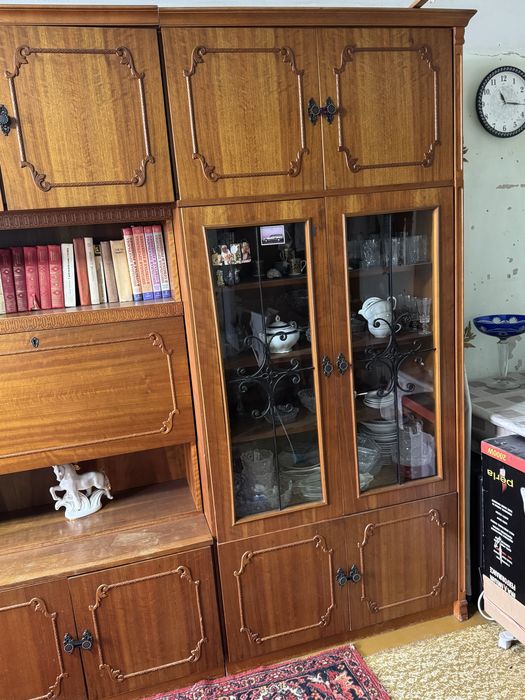 Продам советскую стенку