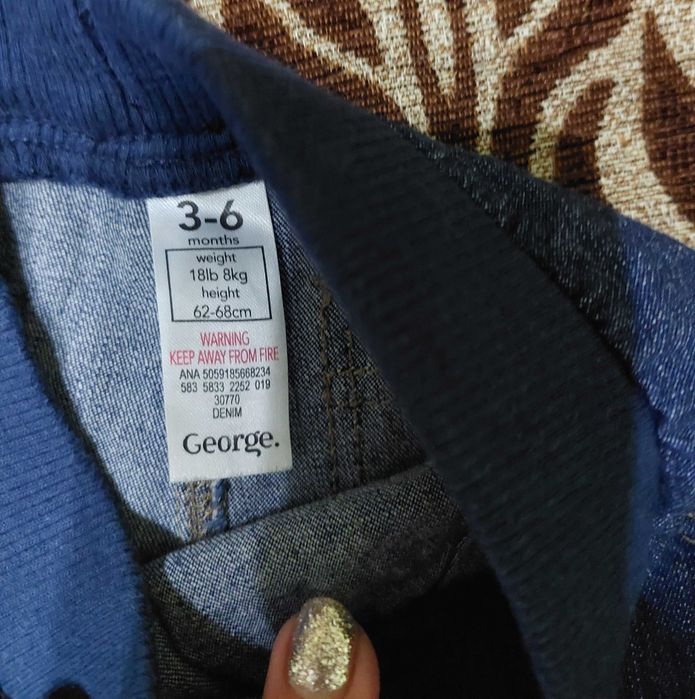 Бебешки дънки 3-6 м.