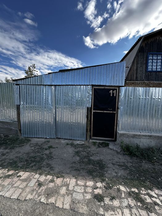 Продам дачу на спутнике около речки!