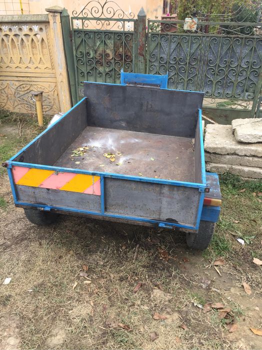 Vand remorca pentru masina sau motocultor