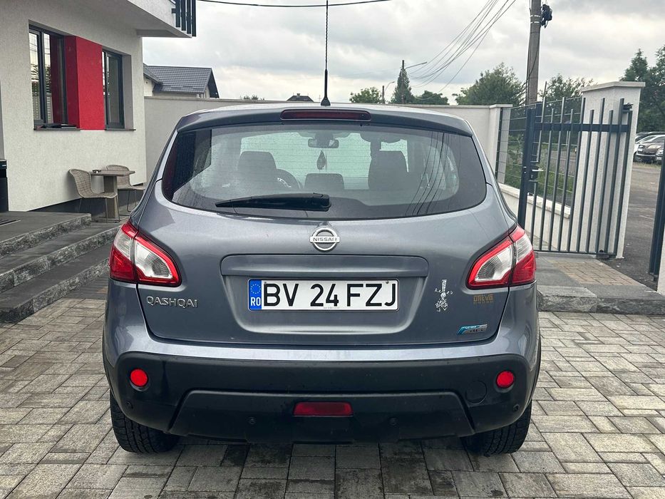 Nissan Qashqai 1,5 dci 2011 accept variante !