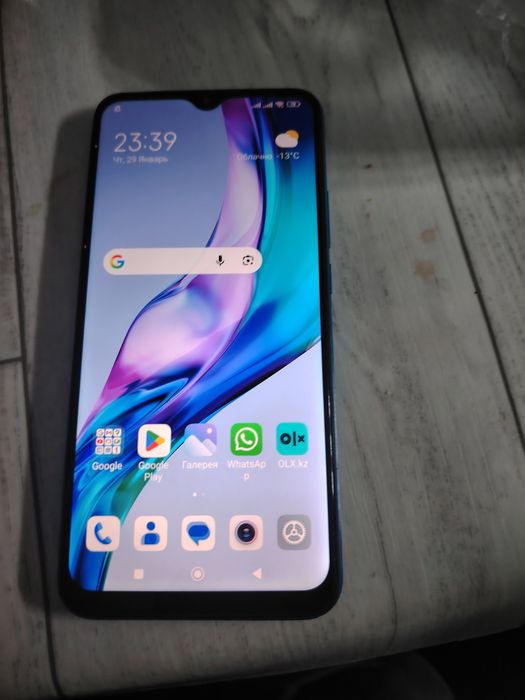 Продам хороший телефон редми А9