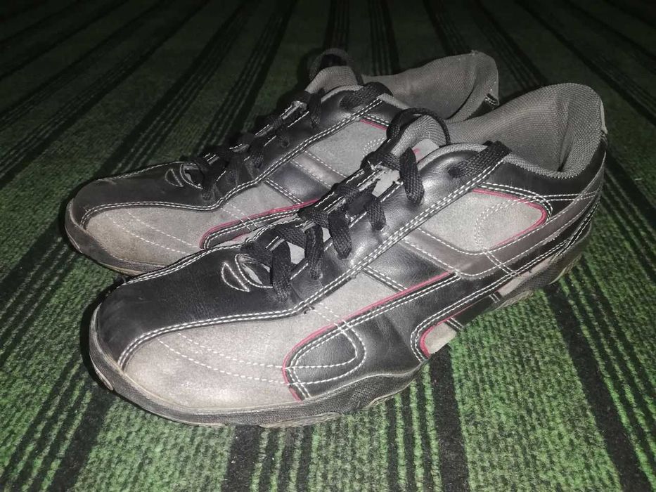 Кроссовки зимние 42 размера