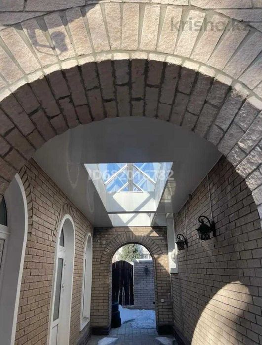 Продам 2х этажный коттедж