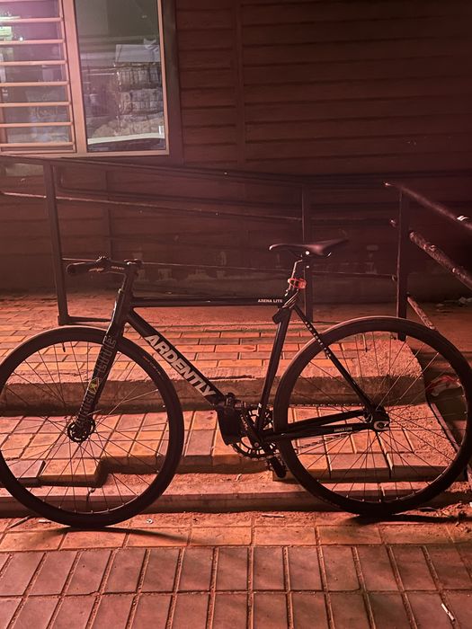 Fixed gear ardentli arena lait