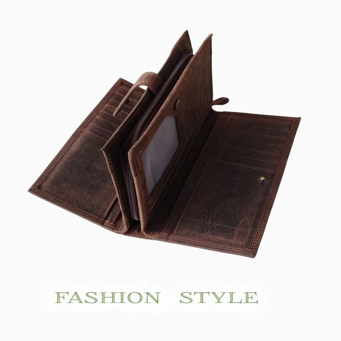 Елегантен портфейл от естествена кожа в кафяв цвят