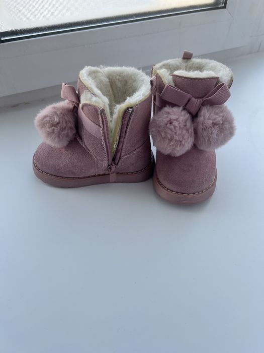 Продам уги натуралка 4000