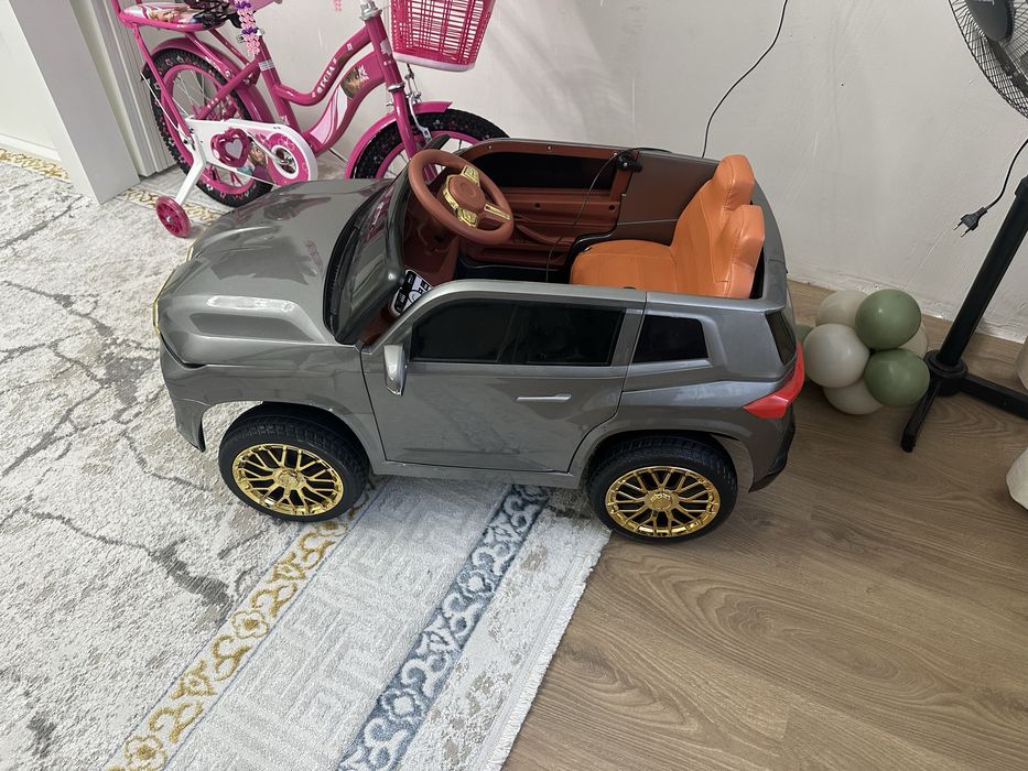 Продам машинку в идеальном состоянии