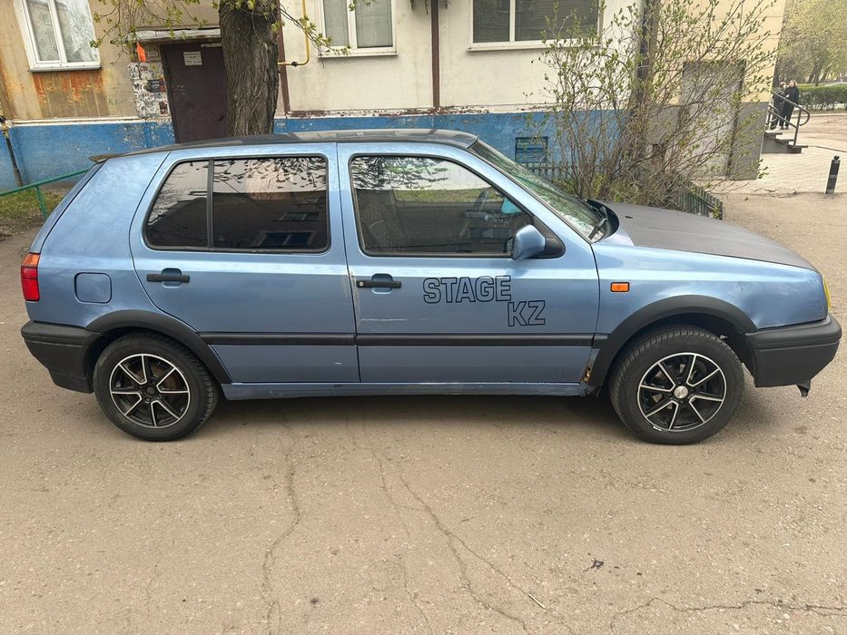 Продам гольф 3 в нормальном состоянии!