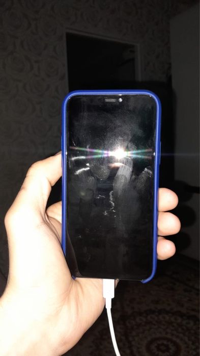 продам 11 про айфон