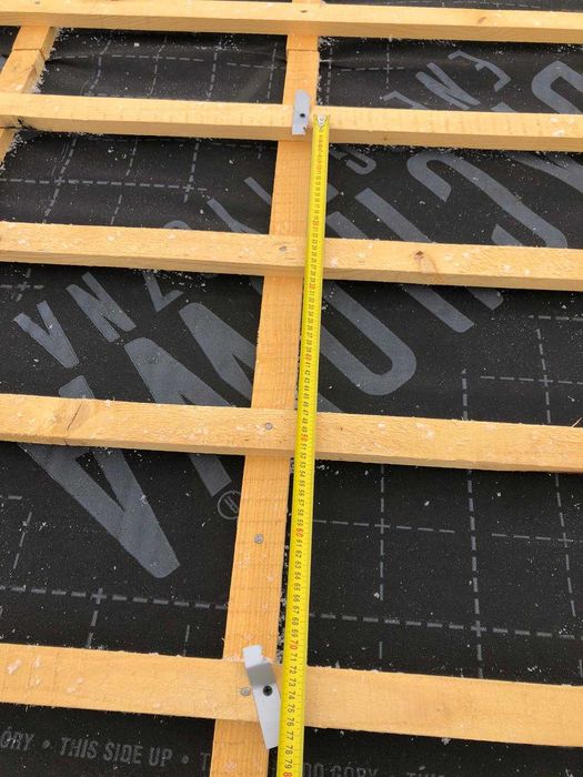 Montaj tigla metalica, Cutata si faltuita, Tigla ceramica montaj