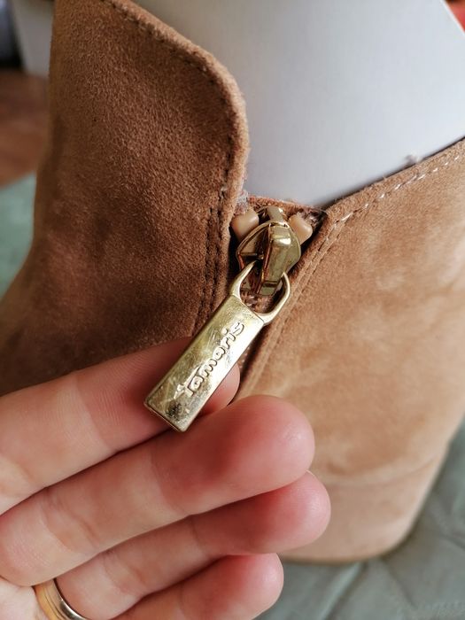 Ghete cu toc, TAMARIS