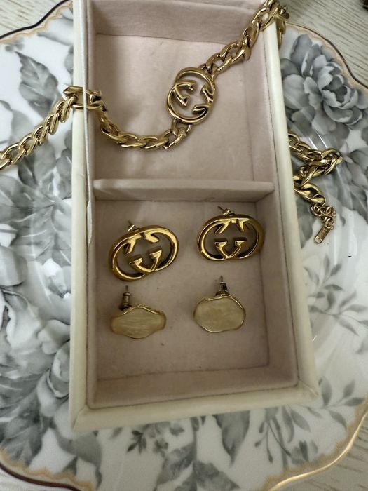 Набор бижутерии премиум сегмента.