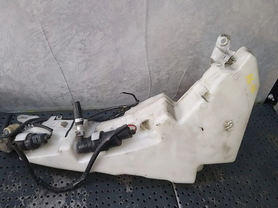 Vas lichid parbriz audi a6 c6 4f 4f0955453