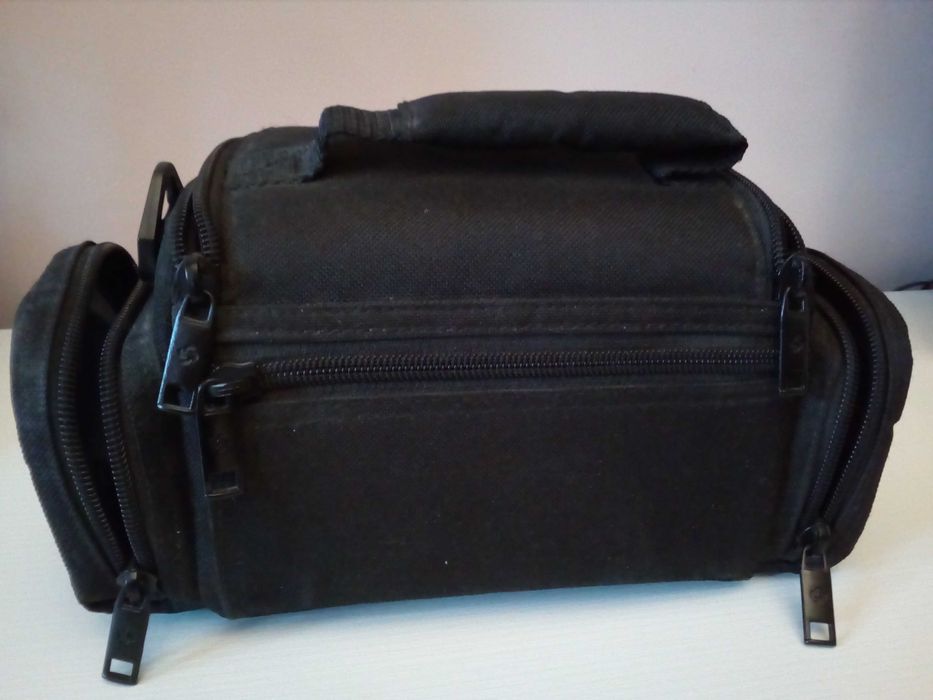 Geanta-husa camera foto/video si accesorii Samsonite Samoa DV60