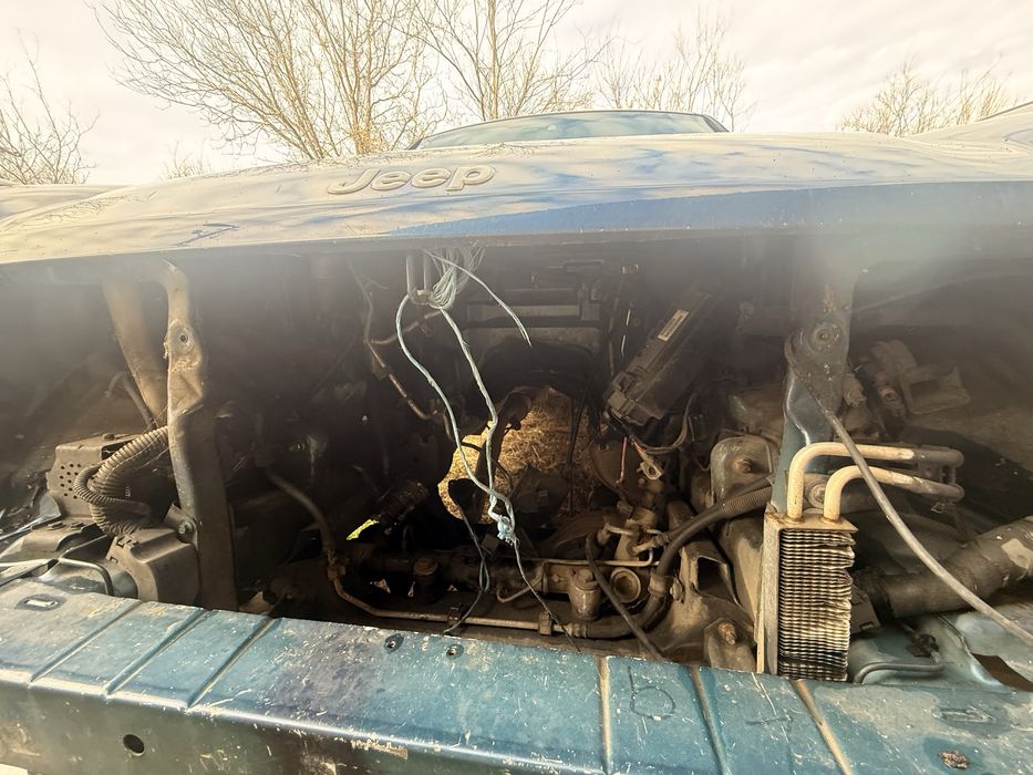 Jeep Cherokee на части