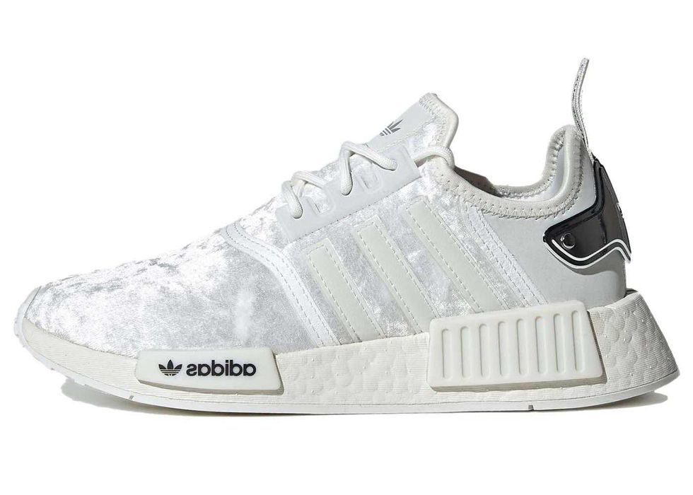 Оригинални дамски маратонки * ADIDAS NMD_R1 * EU40