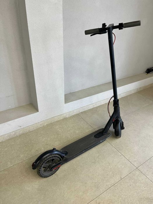Trotineta electrica xiaomi m365 2