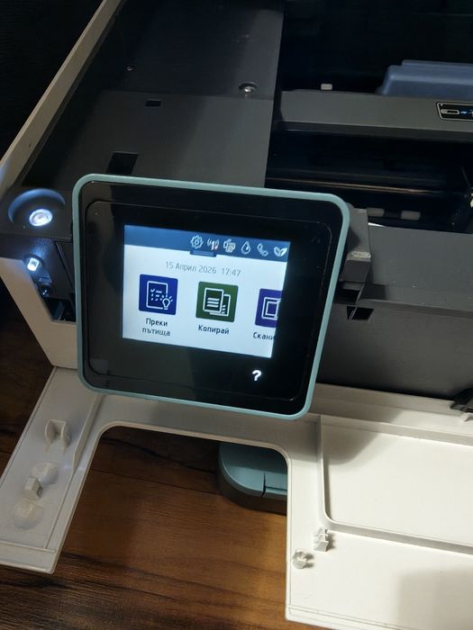 Продавам ксерокс HP с проблем