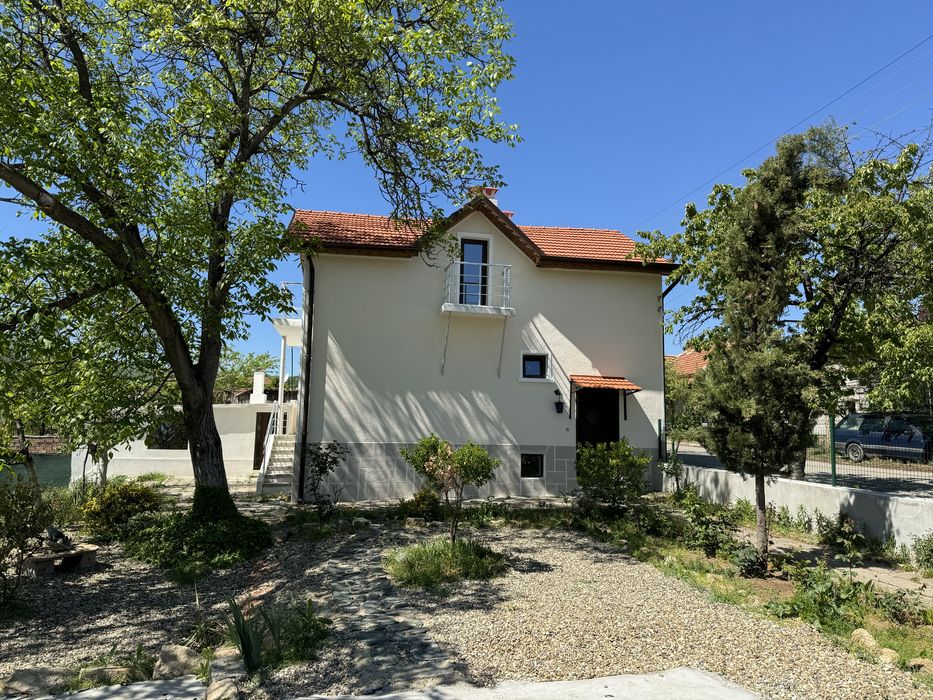 Продава се Къща в Казанлък - 155 кв.м за 938 €/кв.м - Снимка #3