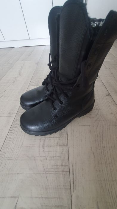 Берцы новые 39р.