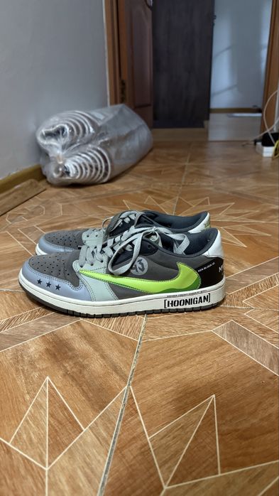 Продам кроссовки Nike. раз.40.