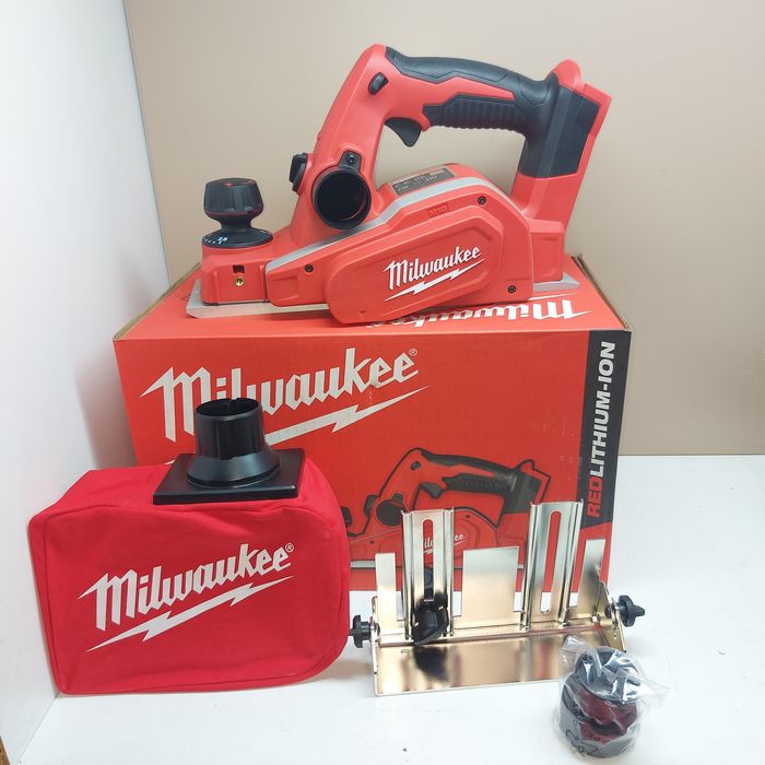 Акумулаторно ренде Milwaukee M18BP-0