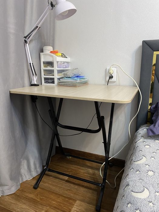 Продам письменный стол