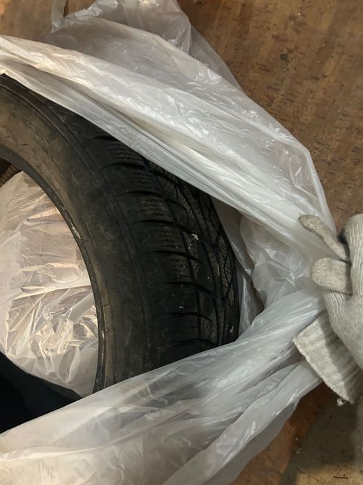 Продам резину r16