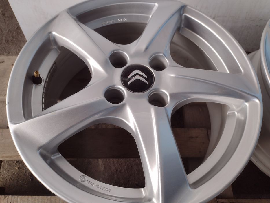 Почти нови RC Design 16-4x108 ET32 6.5j Citroen Berlingo B9