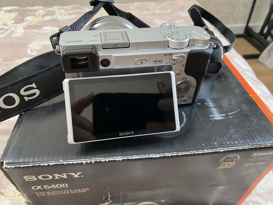 Продам Sony A6400 как новый