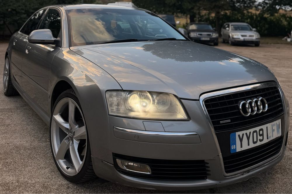 AUDI A8 - FaceLift - 2009 - 3.0 TDI - Quattro - V6 - 4x4 - Automat - Xenon - Led - 4 Zone de clima - Acte valabile - Carte Intreaga - ETC ETC ETC