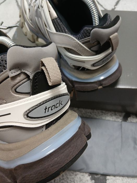 Balenciaga Track Gri - de înaltă calitate - marimea 43 - NOI
