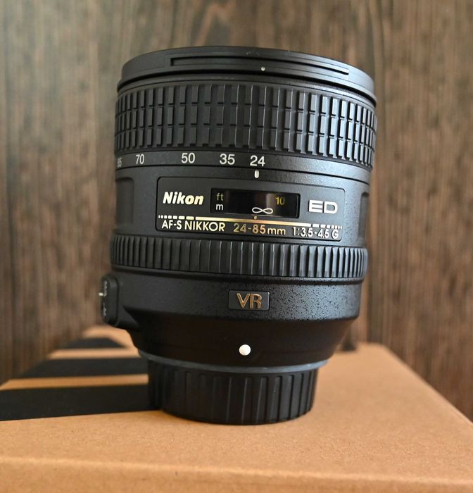Обектив Nikon AF-S FX NIKKOR 24-85mm f/3.5-4.5G ED VR