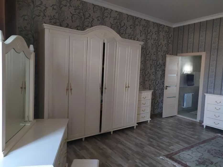 Сдается шикарный Евродом на улице Новомосковская шикарная Классика