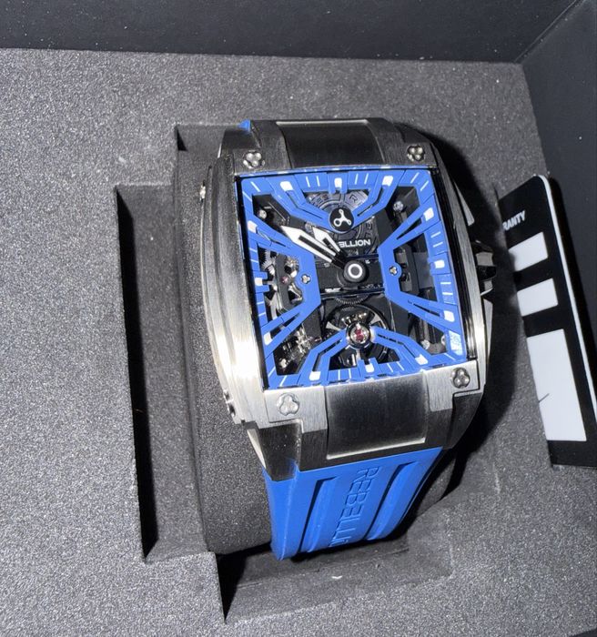 Луксозен часовник Rebellion Re-Volt 2H Titanium – Swiss Made